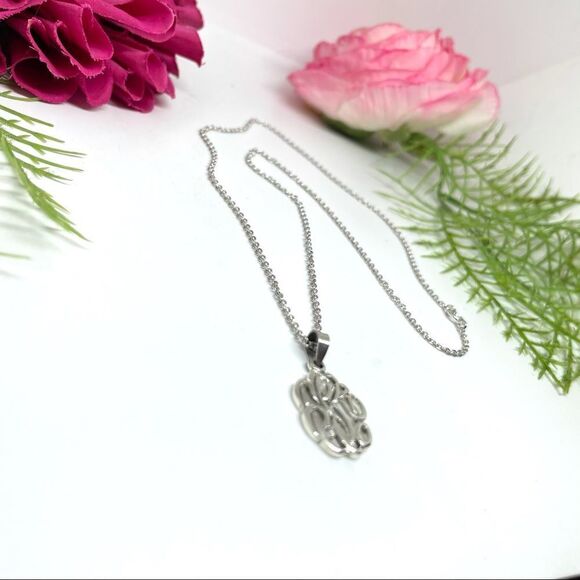 NEW⚜️STERLING SILVER Celtic Knot Charm Necklace - Picture 4 of 11